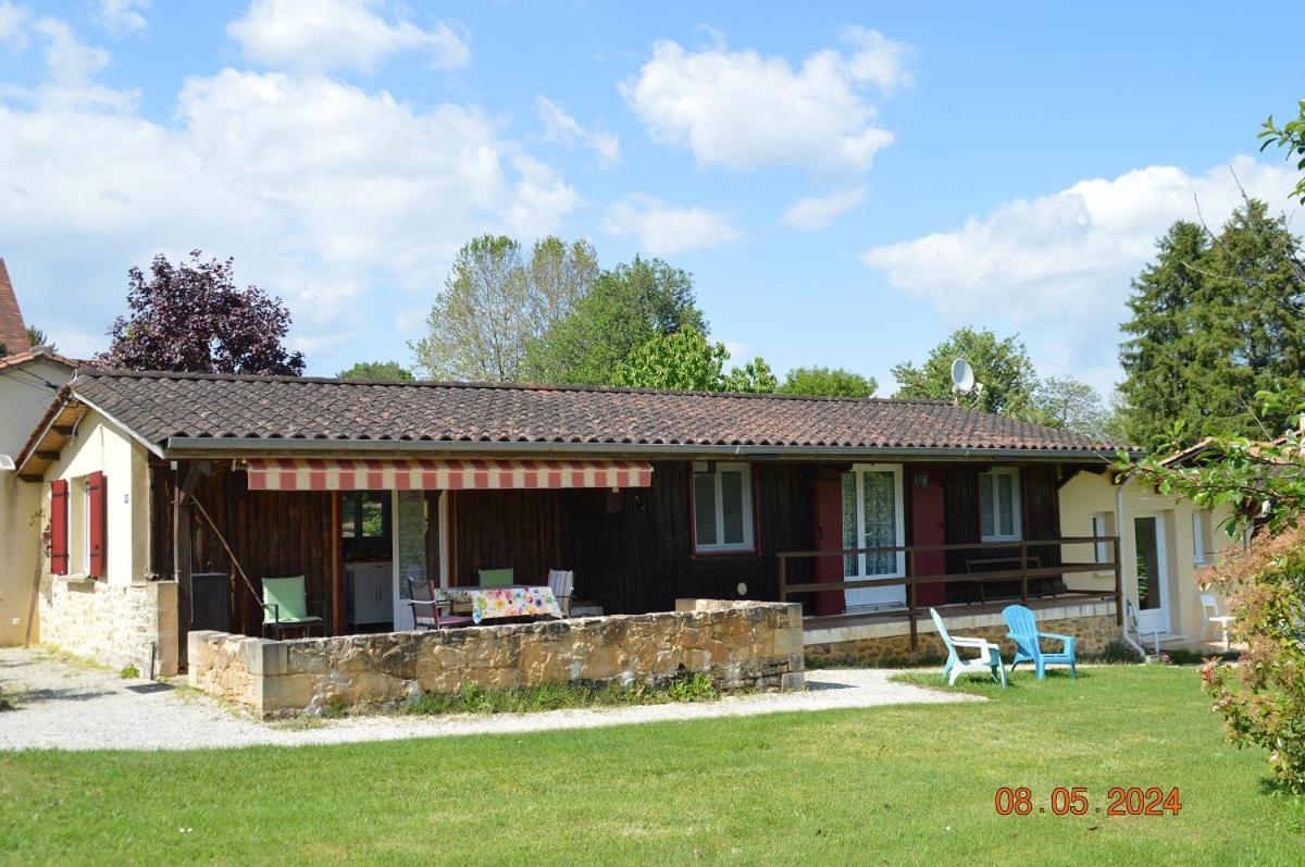Le Chalet Des Contries ซาร์ลา-ลา-กาเนดา ภายนอก รูปภาพ
